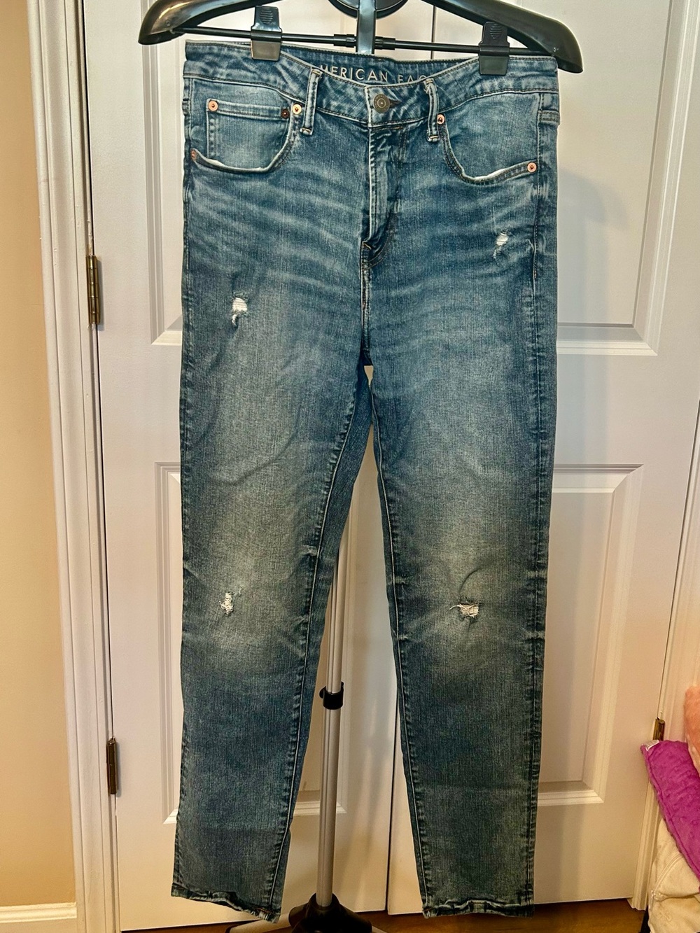 American Eagle Outfitters Men's Washed Blue Slim Distressed Jeans